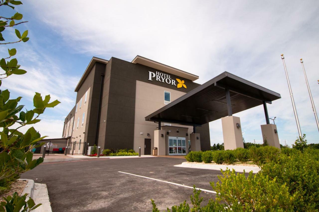 Hotel Pryor Pryor Creek Esterno foto